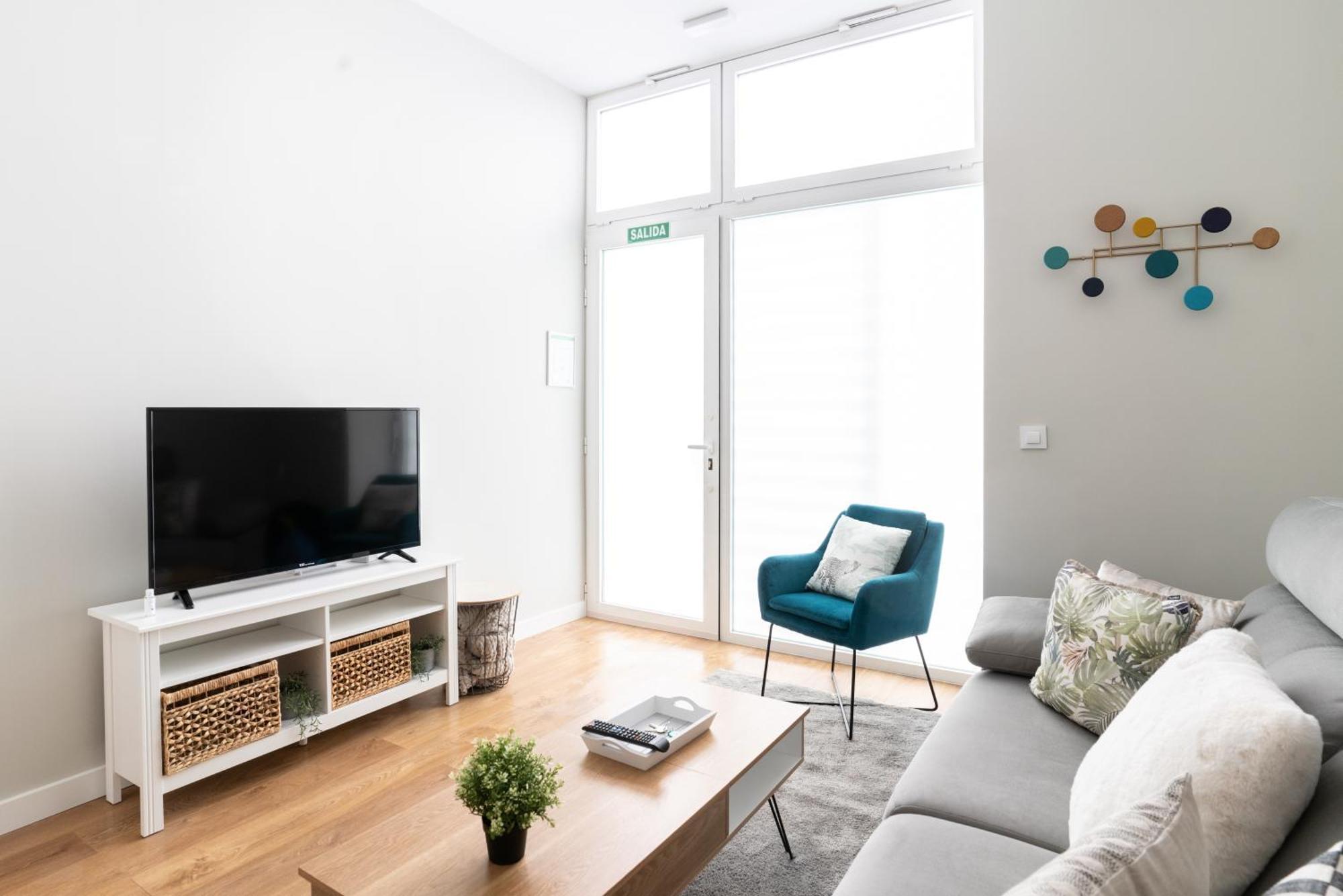 Bright And Airy 2 Bedroom Apartment In Madrid Kültér fotó
